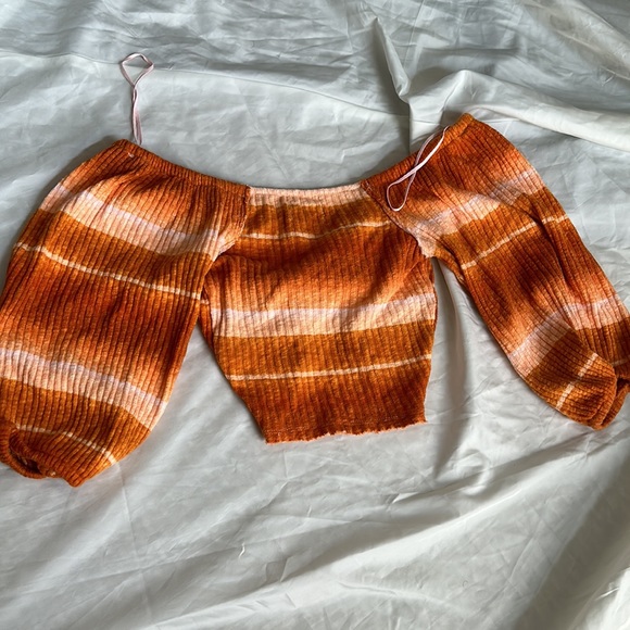Urban Outfitters Orange White Stripe Ribbed Cuff Sleeve Twist Front Crop Top - Picture 6 of 7